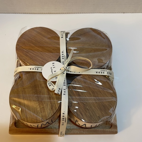 Rae Dunn 4 Herb Containers - Picture 3 of 7